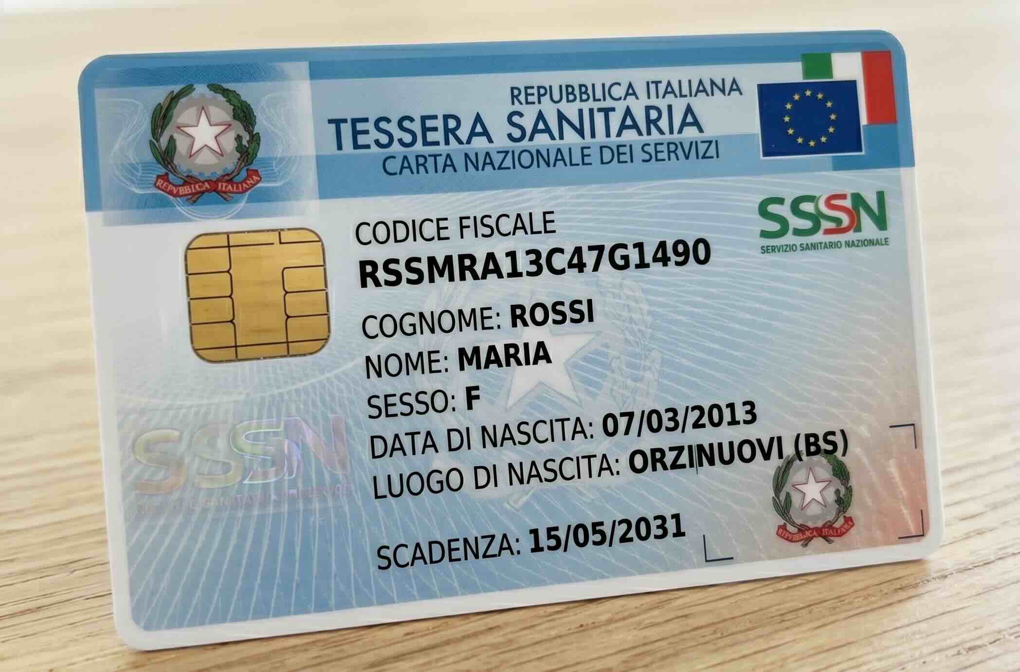 Tessera sanitaria di Maria Rossi con il codice fiscale RSSMRA13C47G149O